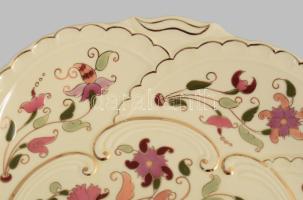 Zsolnay aranykontúrozott virágmintás falitál, jelzett, hibátlan, d: 30 cm