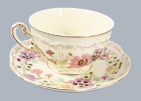 Zsolnay pillangó mintás teás készlet süteményes tányérokkal. Jelzett, teljes, hibátlan (mázrepedésse...