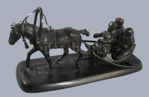 Vasily Fedorovich Torokin (1845-1912): Szánon utazó társaság. cca 1900, öntött vas, jelzett öntödei jelzéssel, Sérüléssel, szán elvált, 36x18 cm /// Vasily Fedorovich Torokin (1845-1912): Company Traveling by Sled, circa 1900, cast iron, with foundry mark, with damage; the sled is detached, 36 × 18 cm.