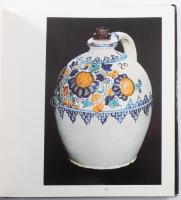 Katona Imre: A habán kerámia Magyarországon. Bp., 1974, Képzőművészeti Alap. Első kiadás. Fekete-feh...
