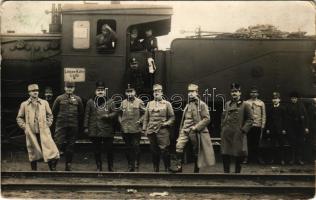 1915 Linien-Kdtr. Lodz / WWI K.u.K. soldiers in front of a Prussian steam locomotive operating on the Lódz railway line in Poland. photo + "K.u.K. Etappenpostamt Miechów" (kopott sarkak / worn corners)