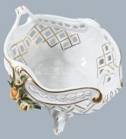 Jelzett porcelán kínáló, kissé sérült plasztikus virág díszítéssel, 25x23x18 cm