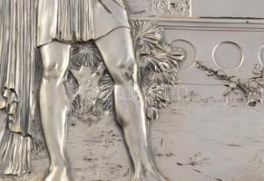 cca 1910 WMF szecessziós ezüstözött tálca, jelzett, kopással, 22x29 cm