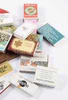 Vegyes gyufásdobozok, tartalommal