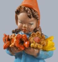 cca 1930 Lány virággal art deco kerámia figura, jelzés nélkül, m. 17 cm