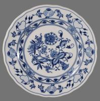 Dubi Bohemia 3 darab hagymamintás lapostányér, jelzett, minimális kopással, d: 24,5 cm