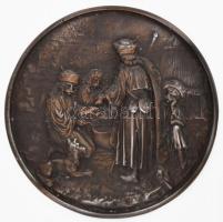 Hortobágyi csikósok. Bronzírozott fém falikép, kopással, d: 29,5 cm