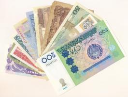 Vegyes, 12db-os bankjegytétel, benne: Szovjetunió, Bulgária, Nicaragua, Lengyelország, Spanyolország...