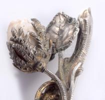 Szecessziós ezüst (Ag) bross, csont szirmokkal, 800 ezrelékes ezüst, jelzett, h: 4 cm, bruttó 5g