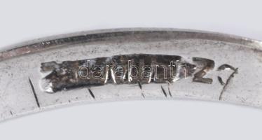 Ezüst (Ag) gyűrű, kövekkel kirakva, jelzett, m:56, bruttó 2,5g