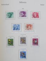 Svájc gyűjtemény a kezdetektől 1976-ig nagy Abria rugós előnyomott albumban, benne több mint 50 mode...