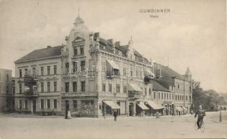 Gusev (Gumbinnen) market square with tobacconist shop