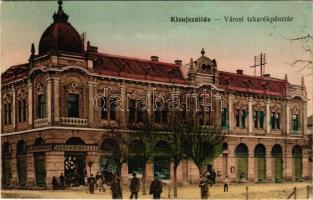 Kisújszállás, Városi takarékpénztár, Polacsik József üzlete. Vasúti levelezőlapárusítás 122.