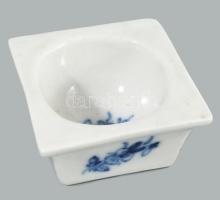 Minőségi máza alatti kék festésű tárgy gyűjtemény, Meissen, Royal Copenhagen, stb, d: 13,5 cm alatt