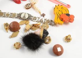 Zacskónyi vegyes bizsu és óra