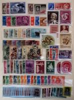 Használható nagy bőrönd tele magyar és külföldi bélyegekkel, rengeteg vegyes anyag, kiváló böngészde