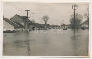1932 Arad, Árvíz a Maros folyón / flood on the Mures river. Sándor photo (vágott / cut)
