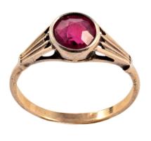 Arany (Au) gyűrű kővel, jelzett, 10K, m:56, bruttó 2,1g