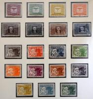 Ausztria gyűjtemények, gyűjteményrészek 6 db jó A/4 + 1 közepes berakóban + 2 SAFE falcmentes + 1 ki...