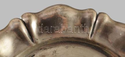 Ezüst (Ag) tálca. Jelzett. dianás 122g d: 20 cm