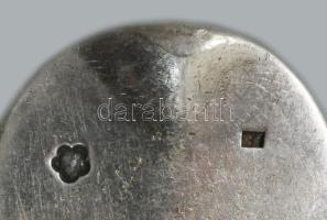 6 darab ezüst (Ag) villa, monogramos díszítéssel. Pest, 1872-1937 közötti fémjel, 800 ezrelékes ezüs...