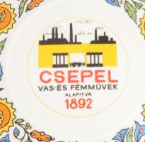 Hollóházi pálinkás készlet dobozában, Csepel Vas- és Fémművek emblémával, teljes, hibátlan, díszdobo...