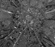 Dús csiszolással díszített ólomkristály fedeles edény, hibátlan, 18x18 cm