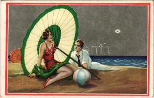 Strand szerelem. Olasz művészlap / Italian art postcard, beach love, couple. Degami 2256. s: T. Corb...
