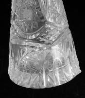 Ólomkristály váza, gazdagon csiszolt mintával, m: 37 cm