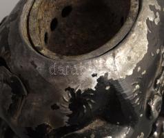 Japán régebbi foo kutya füstölőtartó, sérült, jelzett, fém, kopott, m: 7 cm