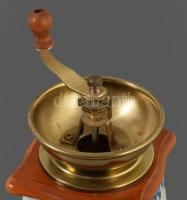 Kávédaráló, fa, porcelán, fém, jó állapotban, m: 17 cm