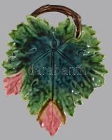 1880-1910 Rudolf Ditmar Znaim szőlőmintás 5 személyes kínáló készlet, lepattanással, 1 darab sérült,...