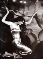 cca 1933 Churchill, Marguerite (1910-2000) amerikai fotográfus art-deco stílusú felvétele, 1 db modern nagyítás, jelzés nélkül, 21x15 cm