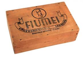 Fiumei Kávébehozatali Társaság fa kávés doboz, 10x16 cm