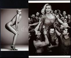 cca 1999 előtt készült felvételek Sharon Stone amerikai színésznőről, 2 db modern nagyítás jelzés nélkül, 21x15 cm és 10x15 cm