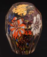 Antik cseh fazettált levélnehezék, belső virág díszítéssel, m: 10,5 cm