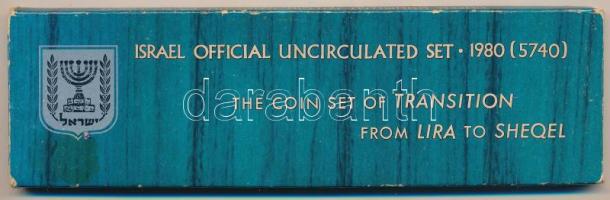 Izrael 1980. 1L-1/2S (7xklf) "Israel official uncirculated set 1980(5740)" forgalmi sor műanyag és papírtokban, angol nyelvű leírással T:UNC Israel 1980. 1 Lira - 1/2 Sheqel (7xdiff) "Israel official uncirculated set 1980(5740)" mint set in plastic and paper case, with English description C:UNC