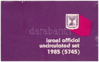 Izrael 1985. 1S-100S (8xklf) forgalmi sor műanyag tokban és sérült papírtokban, angol és héber nyelvű leírással T:UNC Israel 1985. 1 Sheqel - 100 Sheqalim (8xdiff) mint set in plastic case and damaged paper case, with English and Hebrew description C:UNC