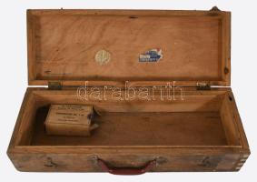 cca 1940/50 III. sz. mentődoboz, fa, 45x17 cm