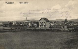 Vledény railway station