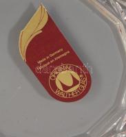 Jelzett kristály fedeles edény, hibátlan, d: 16 cm