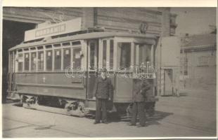 Vienna Schwechat tram no. 72 photo
