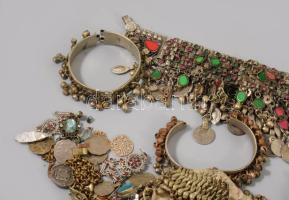 Antik táncosnő ruhadísz tétel, keleti