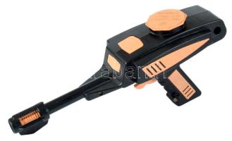 cca 1960 Szovjet játékpisztoly, jelzett, jó állapotban, h: 31 cm