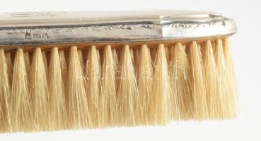 Ezüst (Ag) borítású kefe, jelzett, h: 14,5 cm