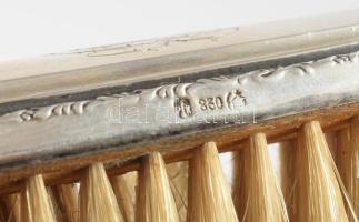 Ezüst (Ag) borítású kefe, jelzett, h: 14,5 cm