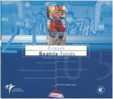 Hollandia 2005. 1c-2E (8xklf) forgalmi összeállítás "Prinses Beatrix Fonds" karton lapon T:UNC Netherlands 2005. 1 Cent - 2 Euro (8xdiff) coin set "Prinses Beatrix Fonds" in cardboard sheet C:UNC