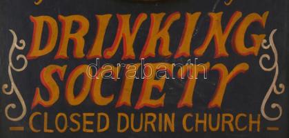 Kocsmai tábla. Old Sailor's festett fa, plasztikus sörös korsó dísszel, keretben, kis kopással....