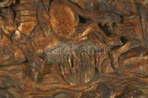Csatajelenet. Faragott fa, aranyozott, XIX. sz. 36x37 cm / 

Battle scene. Carved wood, gilded, 19...