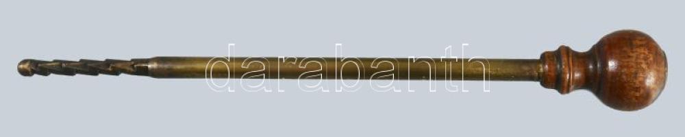 Colt ismétlőpisztoly, revolver. Jelzett, eredeti mahagóni dobozában, kulccsal, tartozékokkal. Hozzá ...